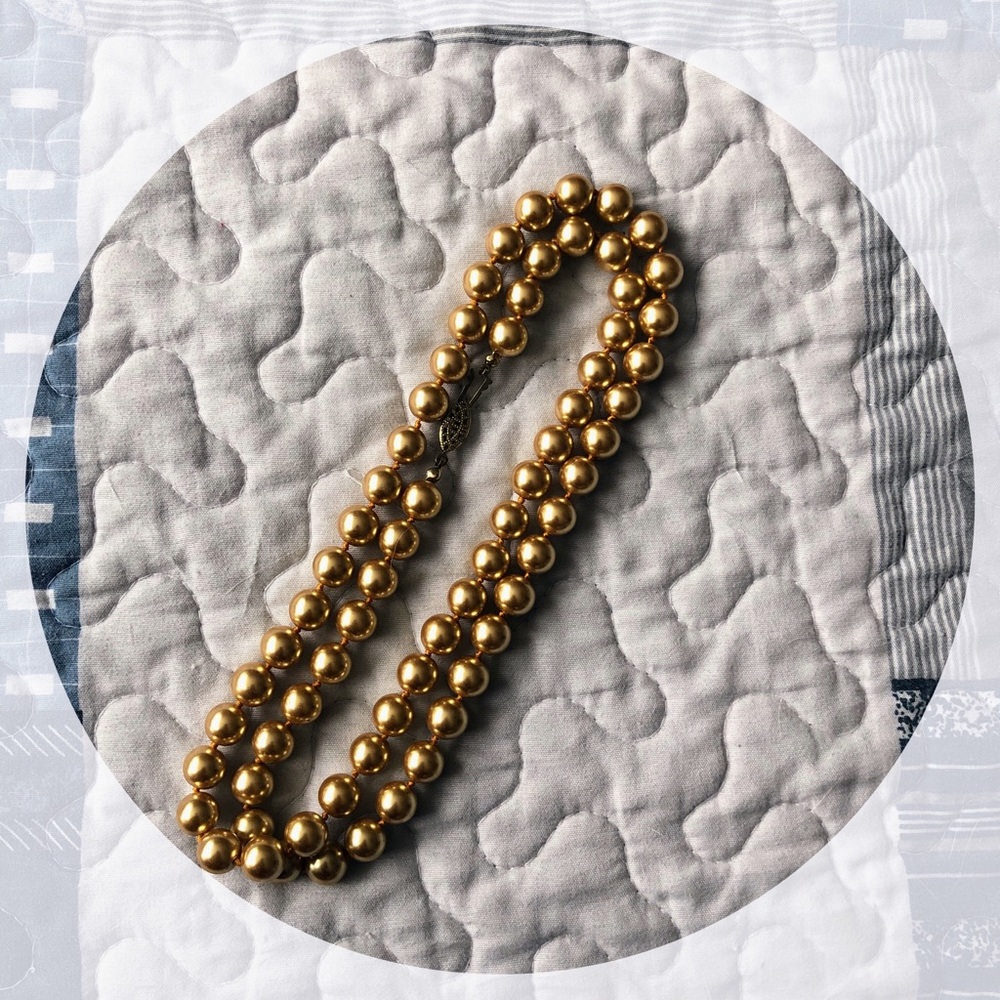 Beautiful Gold Pearl Necklace